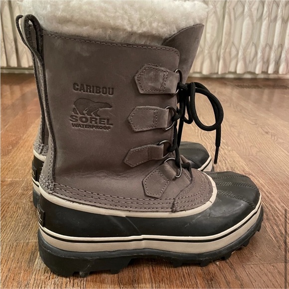 Sorel Winter Grey Caribou Boots - Picture 8 of 11